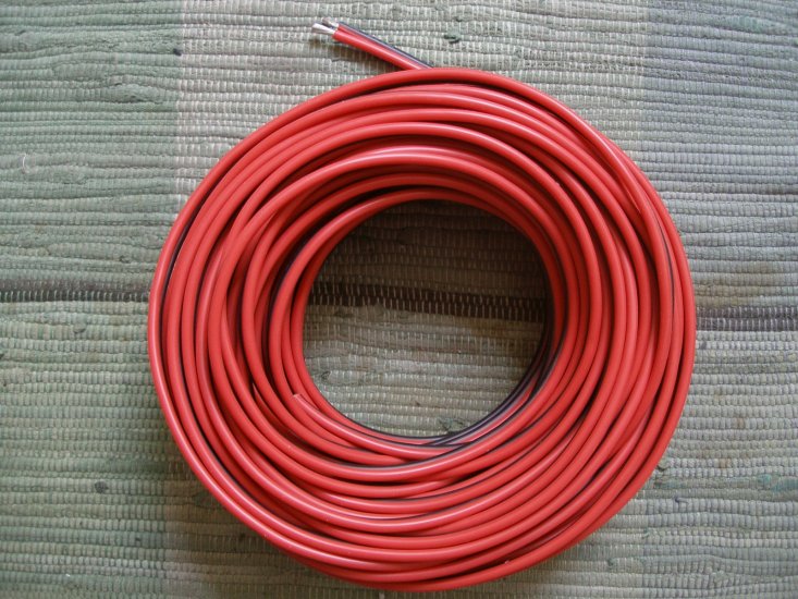 Zwillingslitze Silikon, feinstdrähtig, 3,4 mm² (12AWG), 1m - zum Schließen ins Bild klicken